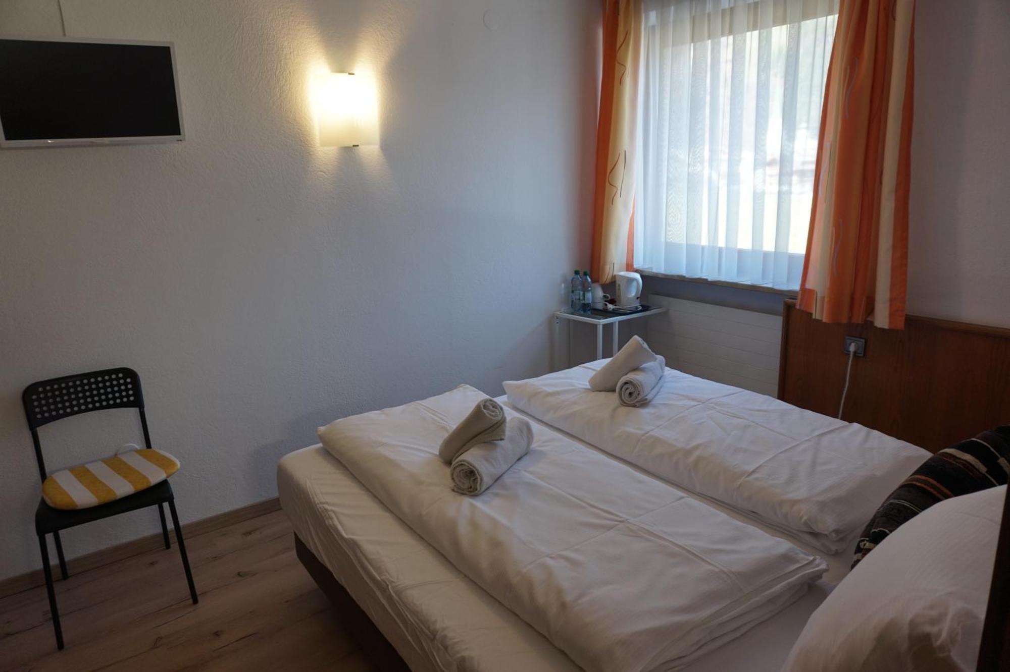 Hotel Gaestehaus Klammerschneider à Zell am Ziller Chambre photo