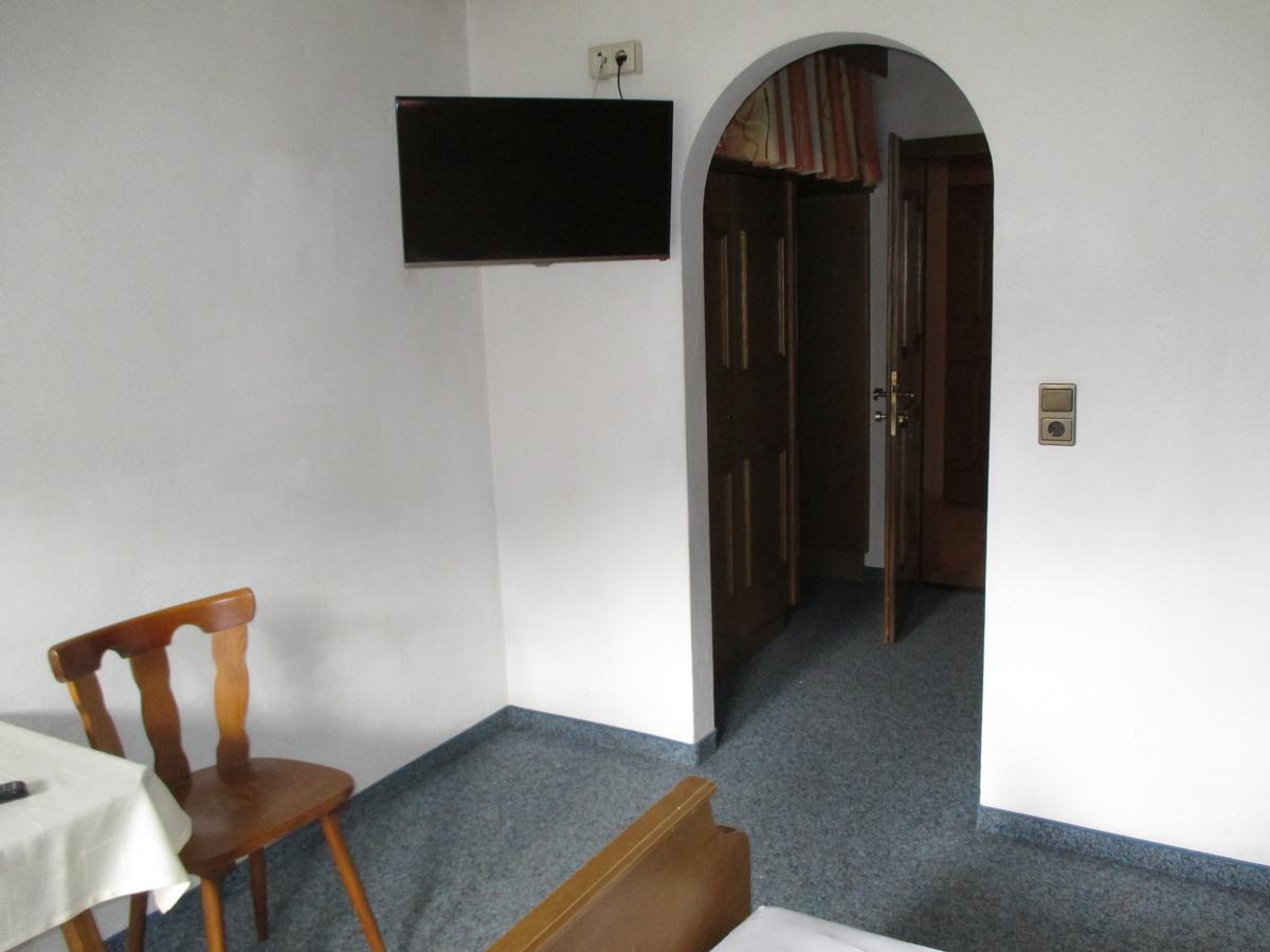 Hotel Gaestehaus Klammerschneider à Zell am Ziller Extérieur photo
